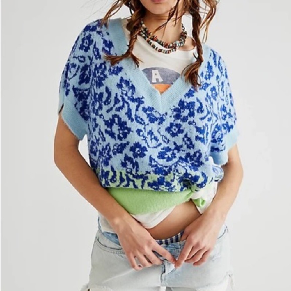 Free People Through the Motions vest, NWT